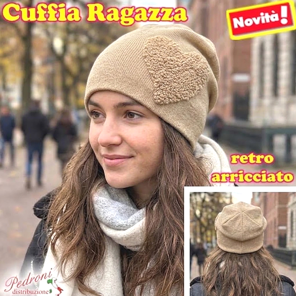 CUFFIA RAGAZZA modello lavorato con " CUORE " art.BF-7060 Beige CUFFIA RAGAZZA modello lavorato con " CUORE " art.BF-7060 Beige